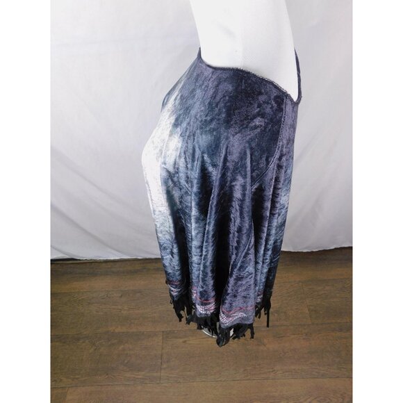 Wolf Graphic Poncho Womens One Size Black Gray Fringe Velvet Boho Aztec Ruana - Picture 6 of 12